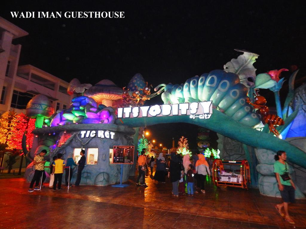 Wadi Iman Guesthouse @ I-City Shah Alam Kültér fotó