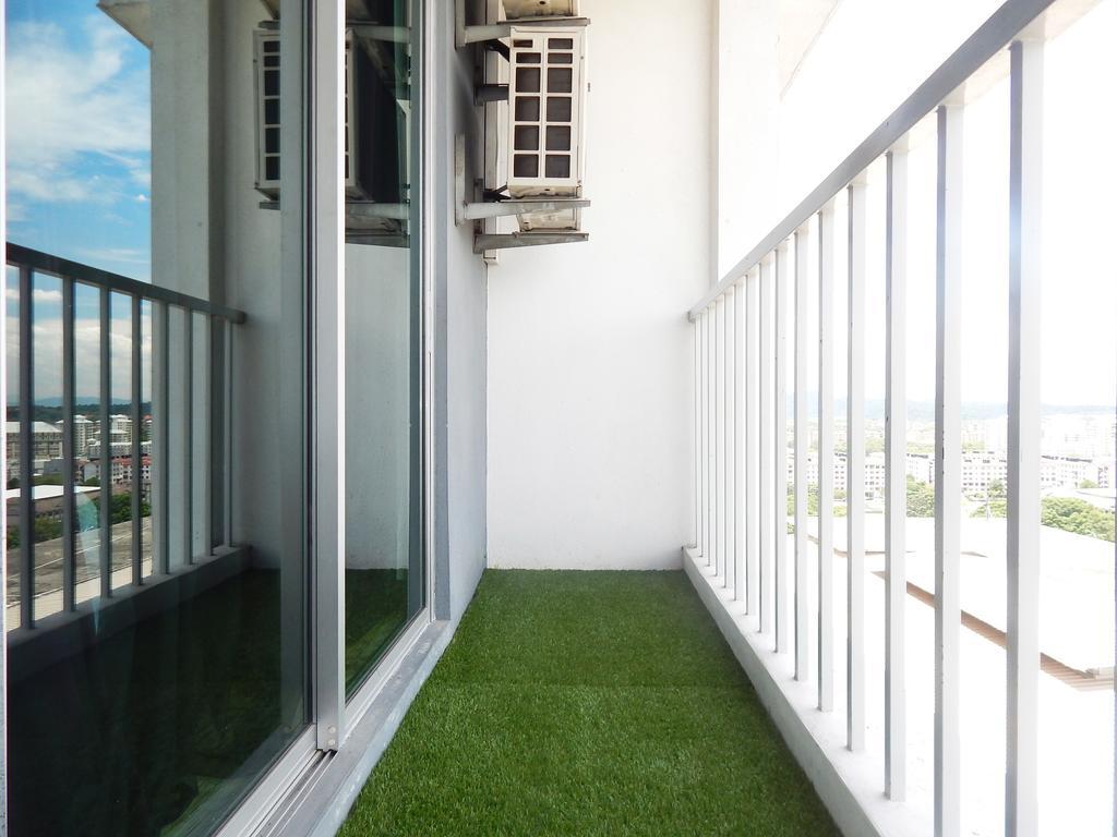 Wadi Iman Guesthouse @ I-City Shah Alam Kültér fotó
